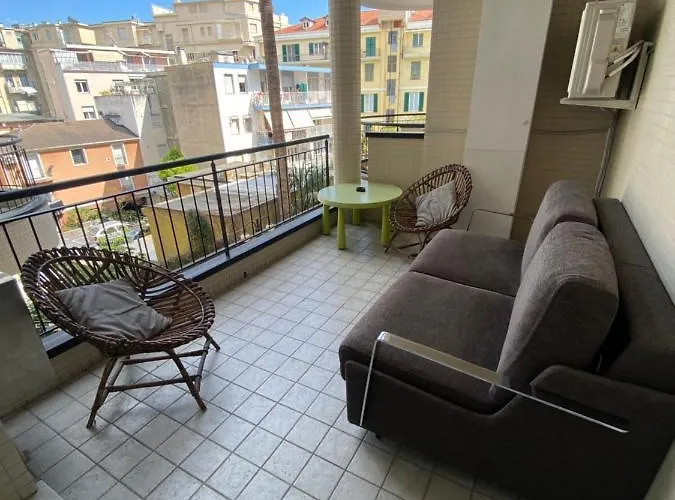 Loft Des Etrangers Lejlighed Sanremo