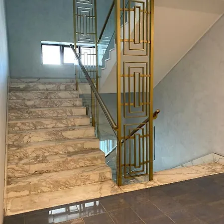 Loft Des Etrangers Apartment